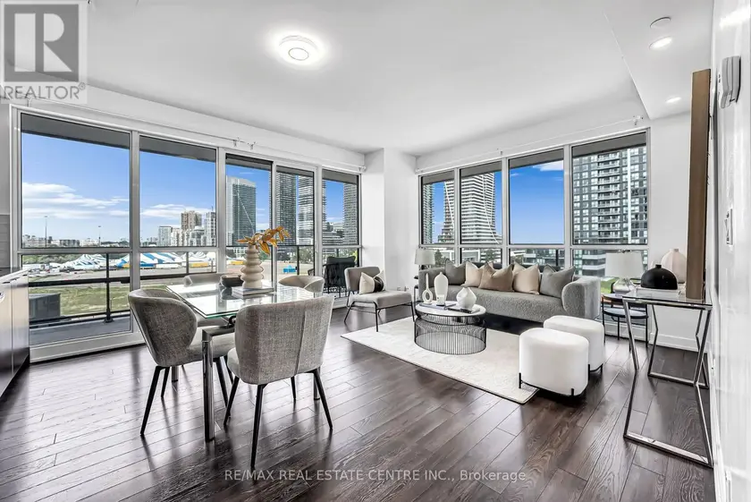 Apartment at 809 - 10 PARK LAWN ROAD, Toronto