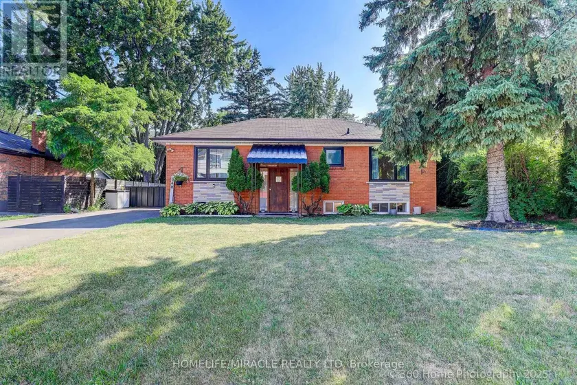 Detached at 568 WEIR AVENUE, Oakville