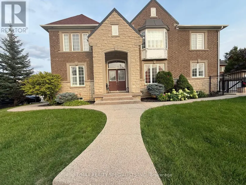 Detached at 12 DONHERB CRESCENT, Caledon