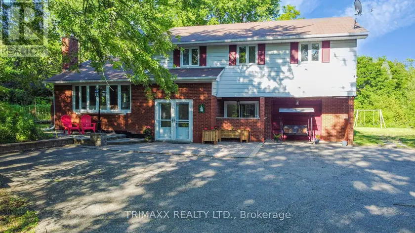 Detached at 4069 CHARLESTON SIDE ROAD, Caledon