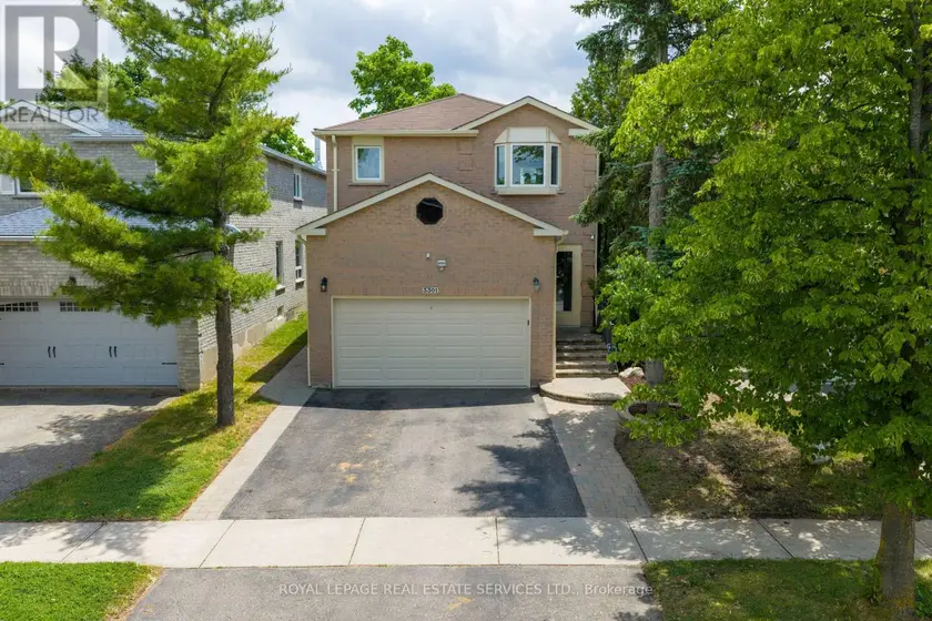 Detached at 3301 CAMBOURNE CRESCENT, Mississauga
