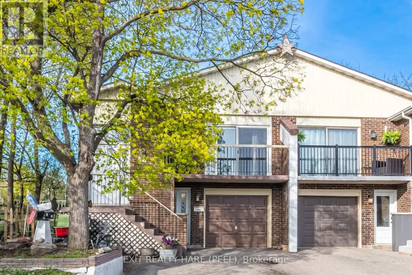 Semi-Detached/Link at 30 THORSBY COURT, Brampton