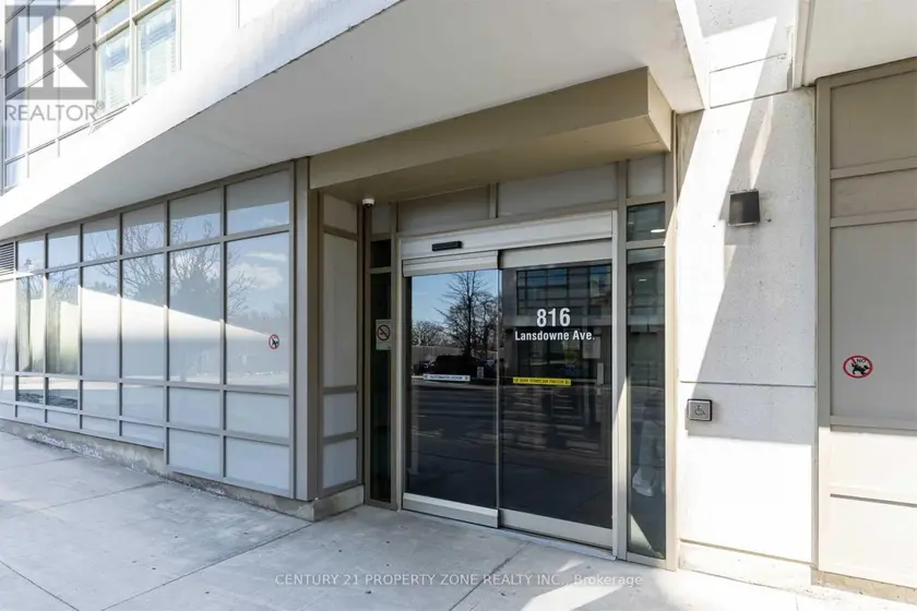 Apartment at 425 - 816 LANSDOWNE AVENUE, Toronto