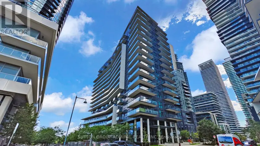 Apartment at 221 - 39 ANNIE CRAIG DRIVE, Toronto
