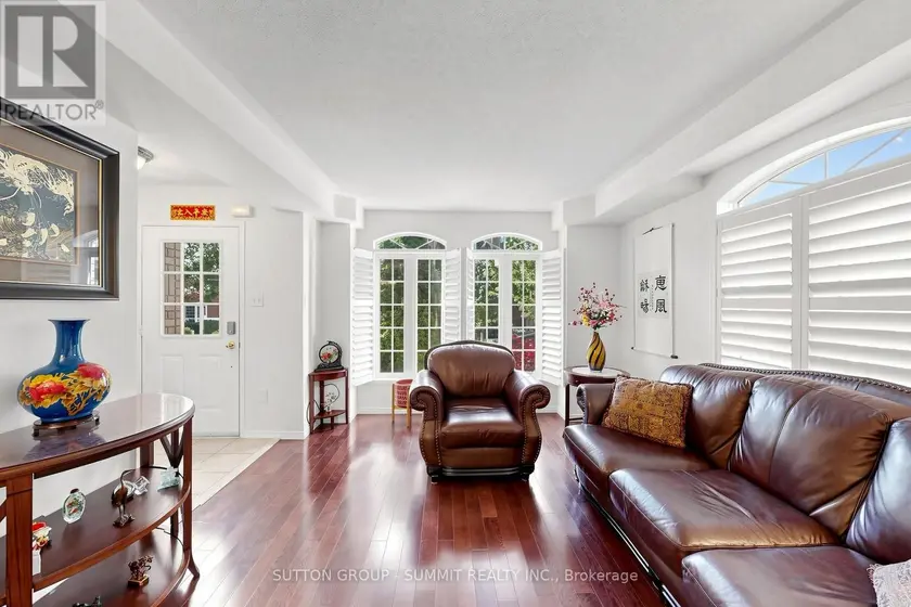 Semi-Detached/Link at 141 GATWICK DRIVE, Oakville