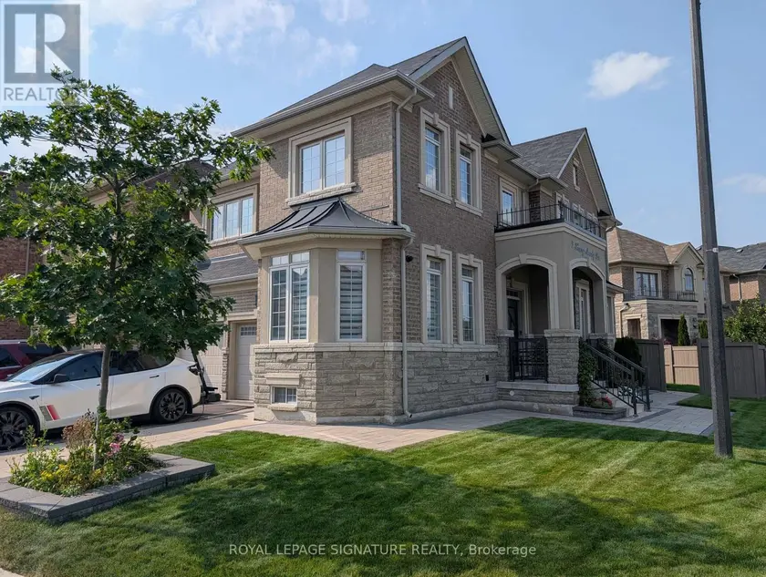 Detached at 2 HENRY MOODY STREET E, Brampton