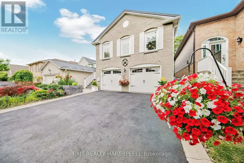 Detached at 48 NANPORT STREET, Brampton
