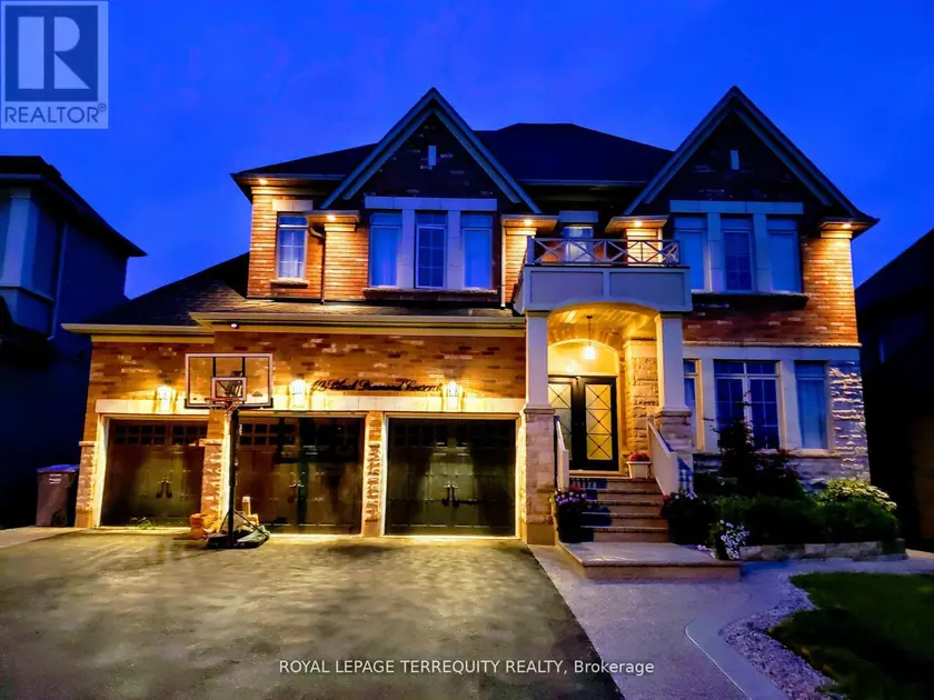 Detached at 19 BLACK DIAMOND CRESCENT, Brampton