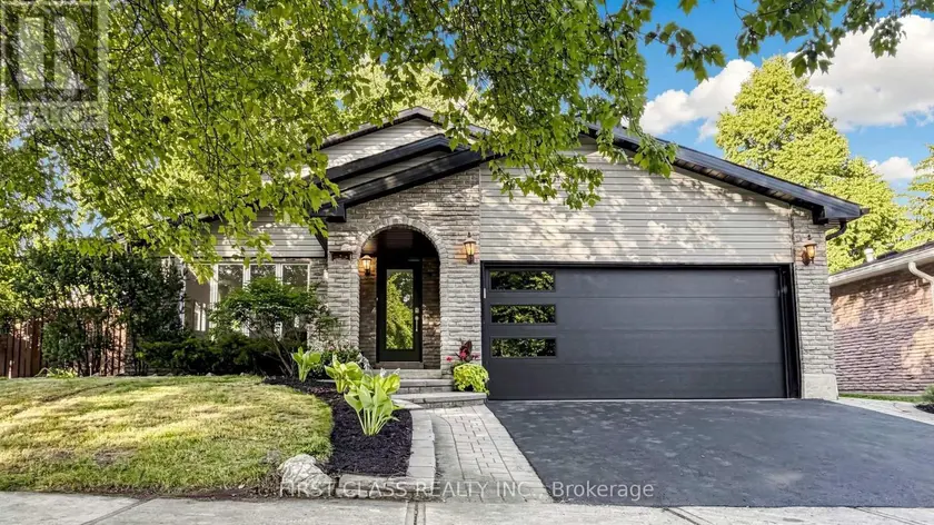 Detached at 2337 DEVON ROAD, Oakville