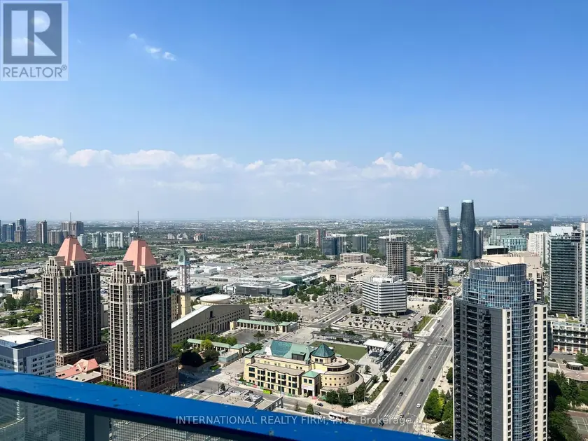 Apartment at 4002 - 3900 CONFEDERATION PARKWAY, Mississauga
