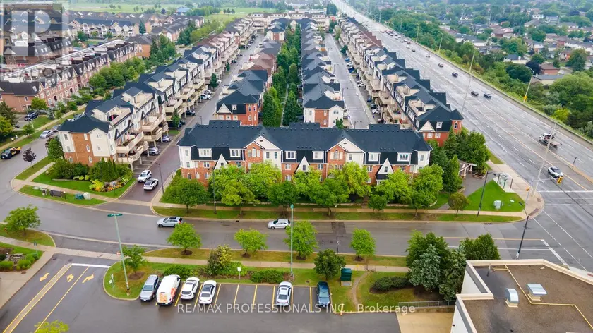 Apartment at 5 - 3025 ELMCREEK ROAD, Mississauga