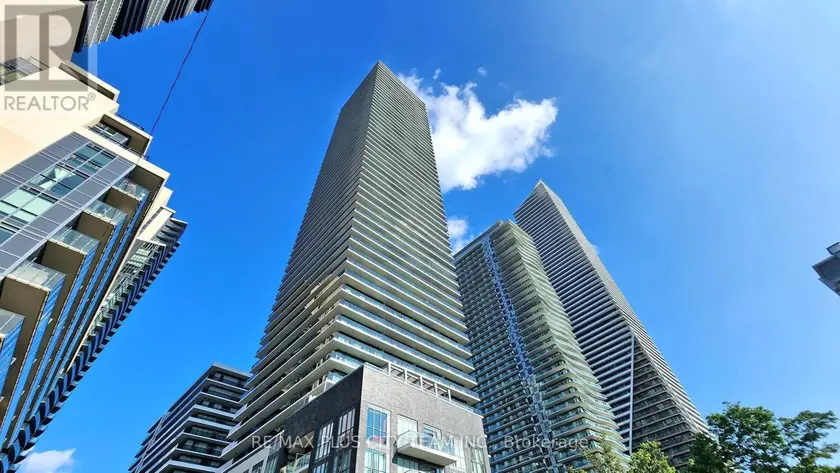 Apartment at 205 - 70 ANNIE CRAIG DRIVE W, Toronto