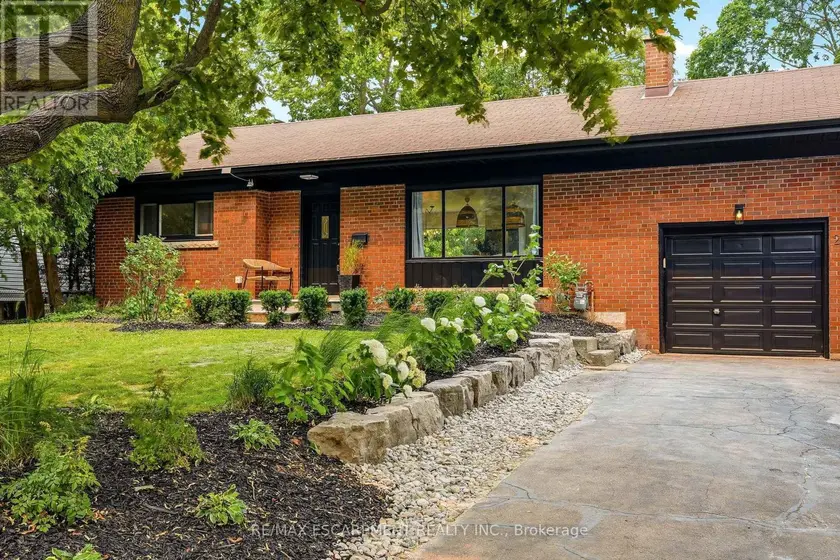 Detached at 271 LINDEN AVENUE, Burlington