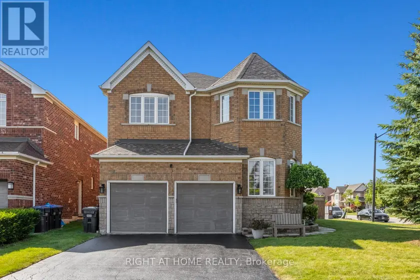 Detached at 4936 SEBASTIAN DRIVE, Mississauga