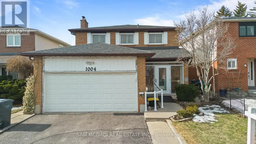 Detached at 1004 QUEENSBRIDGE DRIVE, Mississauga