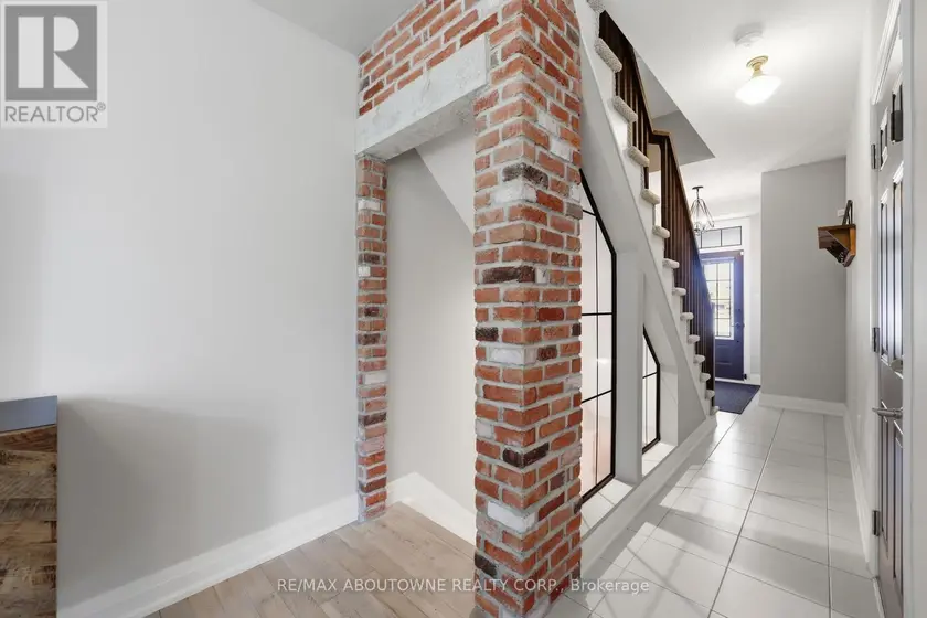 Townhouse at 63 - 1401 PLAINS ROAD E, Burlington