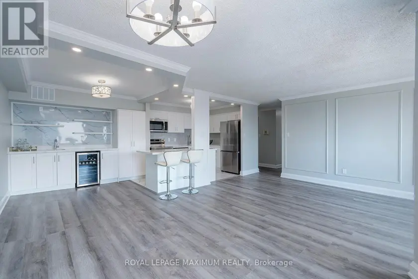 Apartment at 1205 - 50 ELM DRIVE E, Mississauga