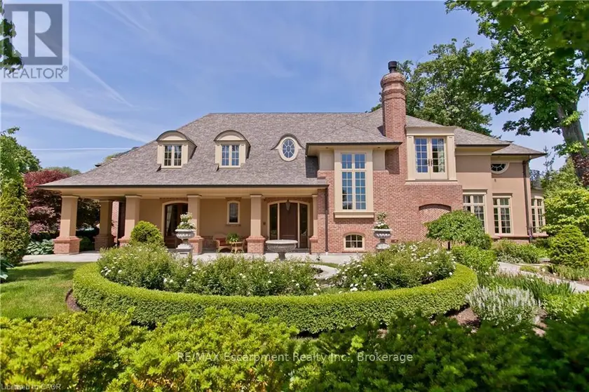 Detached at 1081 ARGYLE DRIVE, Oakville