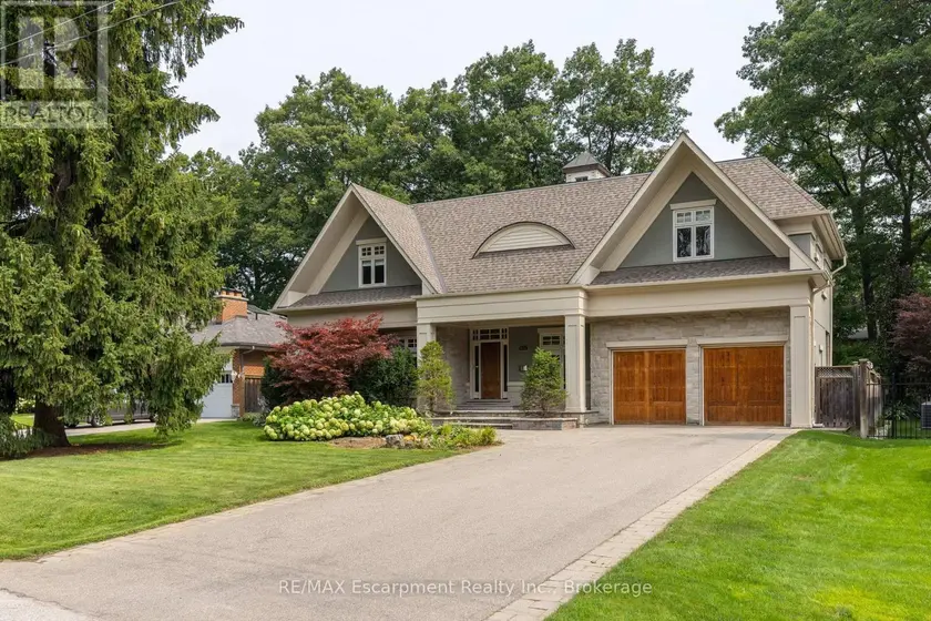 Detached at 411 WEDGEWOOD DRIVE, Oakville