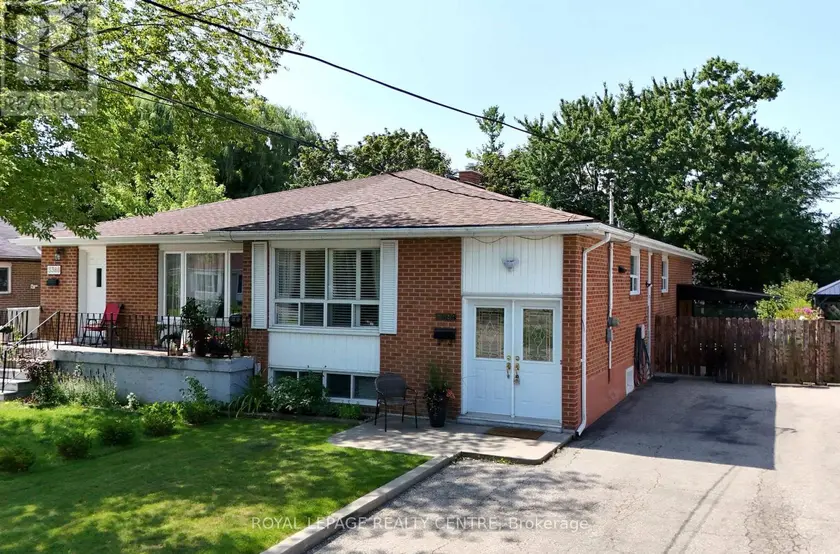 Semi-Detached/Link at 3388 FELLMORE DRIVE, Mississauga