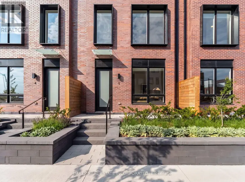 Townhouse at 5 - 251 MASONRY WAY, Mississauga