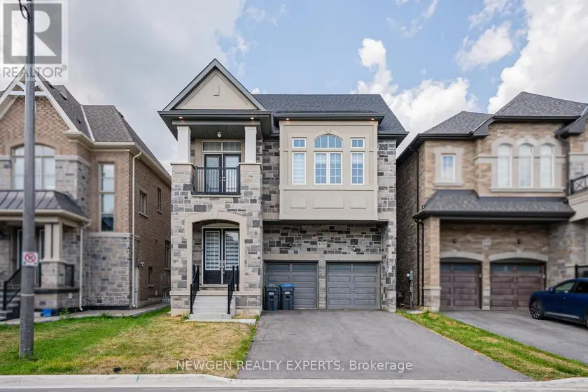 Detached at 68 STOWMARKET STREET, Caledon