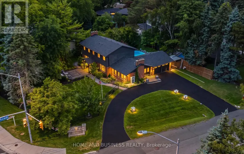 Detached at 1335 MISSISSAUGA ROAD