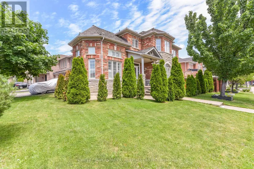 Detached at 36 LUCKY LANE, Brampton