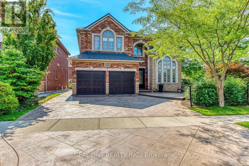 Detached at 2298 SALCOME DRIVE, Oakville