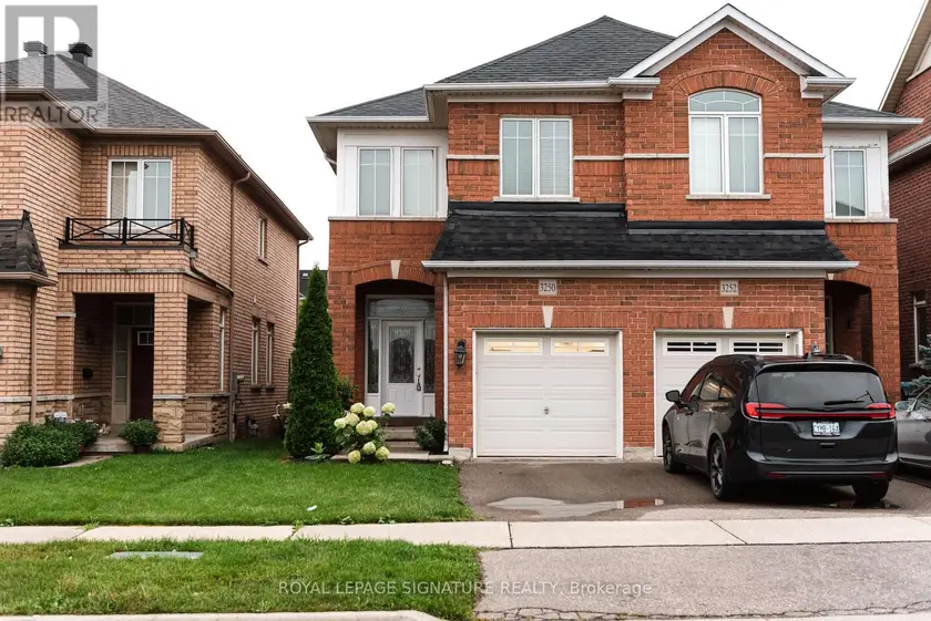 Semi-Detached/Link at 3250 SUNLIGHT STREET, Mississauga