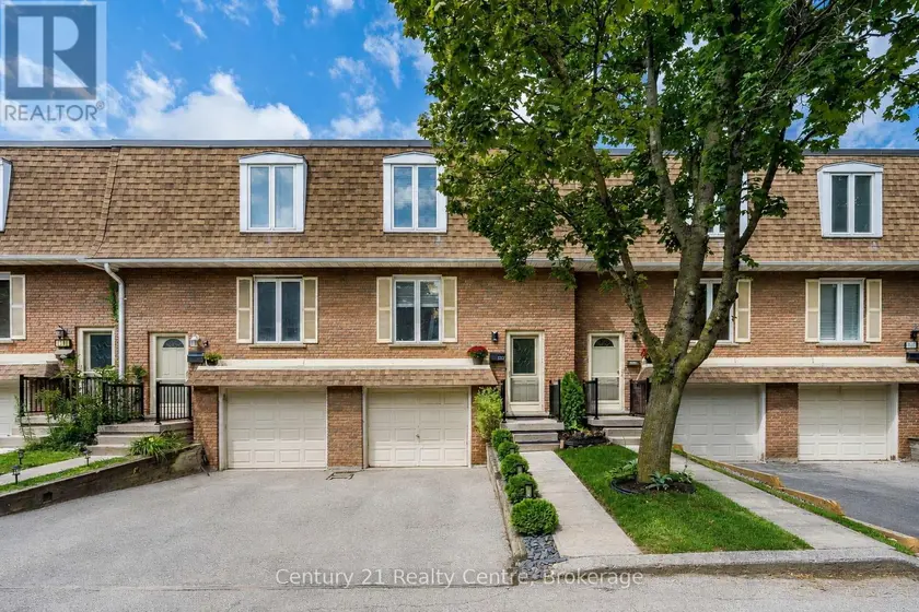 Townhouse at 1537 WESTMINSTER PLACE, Burlington
