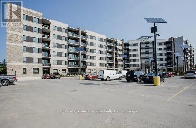 Apartment at 309 - 33 WHITMER STREET, Milton