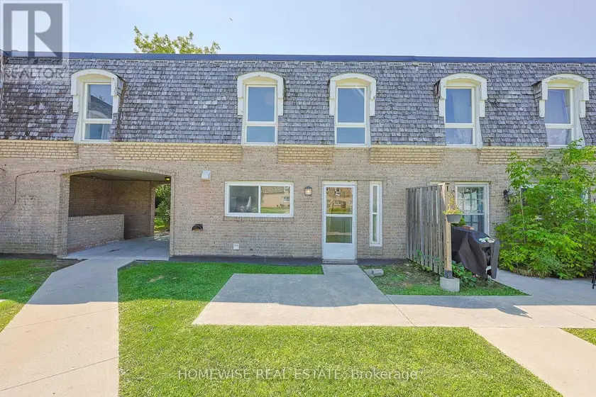 Townhouse at 24 - 1400 WINDING TRAIL, Mississauga