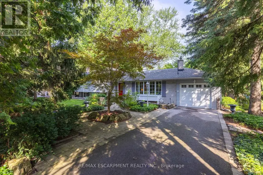 Detached at 401 CAIRNCROFT ROAD, Oakville
