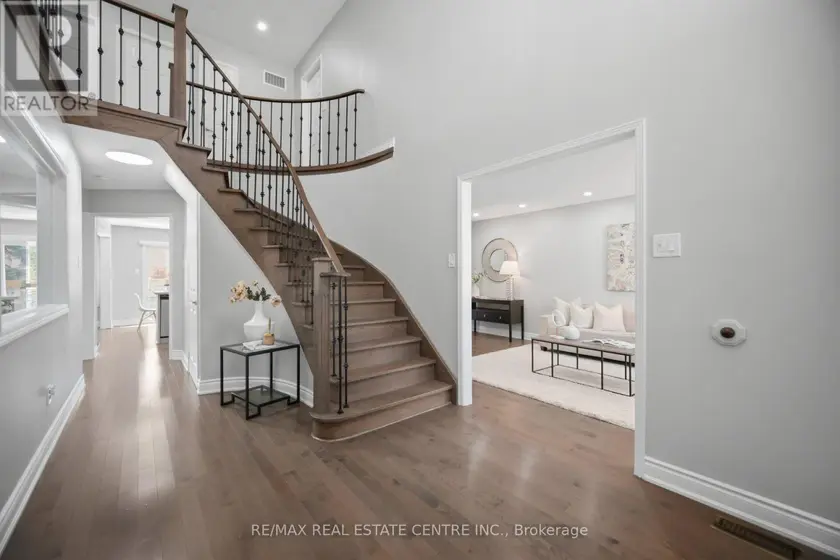 Detached at 1558 HIGHBROOK AVENUE, Mississauga