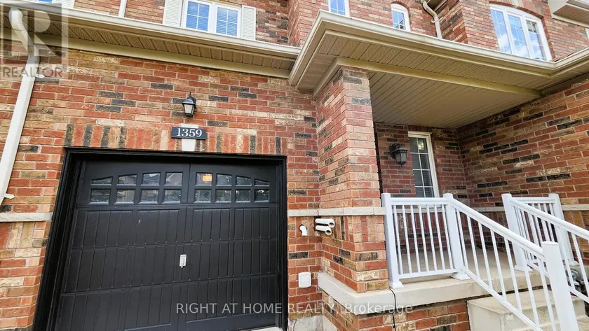 Townhouse at 1359 KESTELL BOULEVARD, Oakville