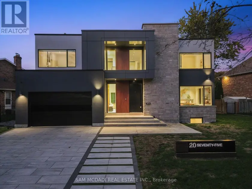 Detached at 2075 SHAWANAGA TRAIL, Mississauga