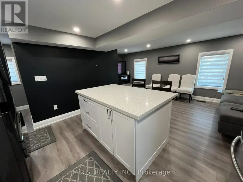 Detached at 2 - 26 HILLCREST AVENUE, Brampton