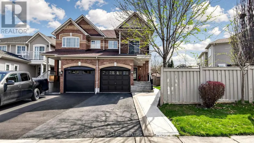 Semi-Detached/Link at 72 TILLER TRAIL, Brampton