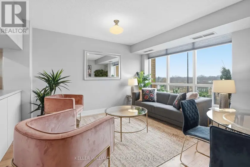 Apartment at 802 - 190 MANITOBA STREET, Toronto
