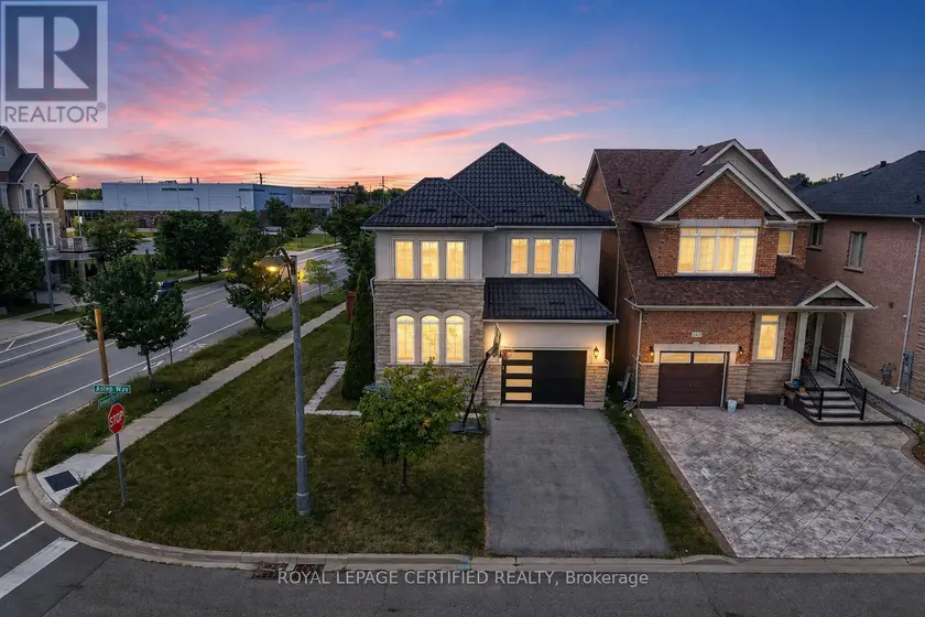 Detached at 2561 GRAND OAK TRAIL, Oakville