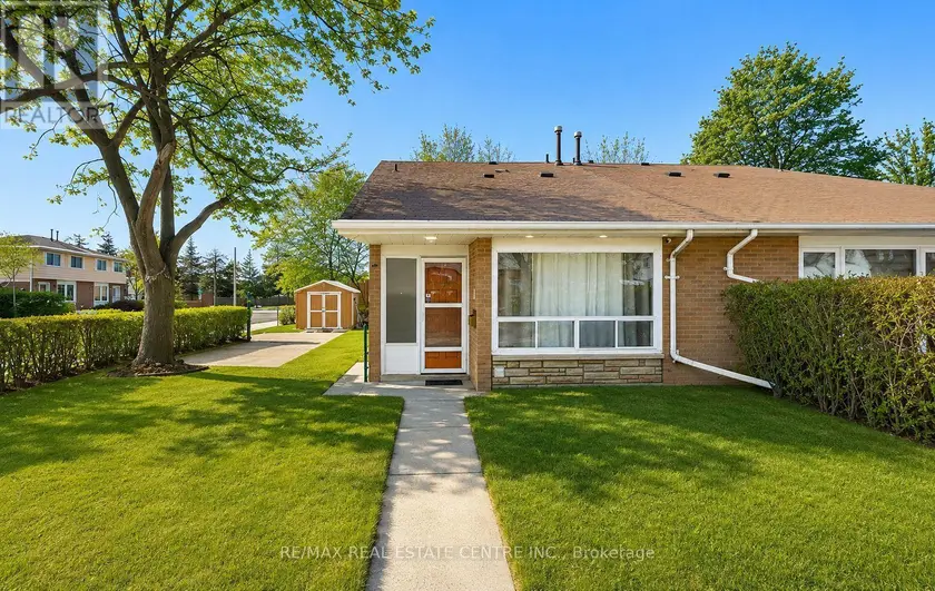 Semi-Detached/Link at 1 TINDALE ROAD, Brampton