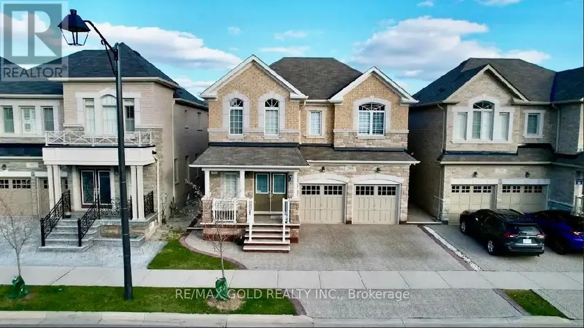 Detached at 1 - 298 ETHERIDGE AVENUE, Milton