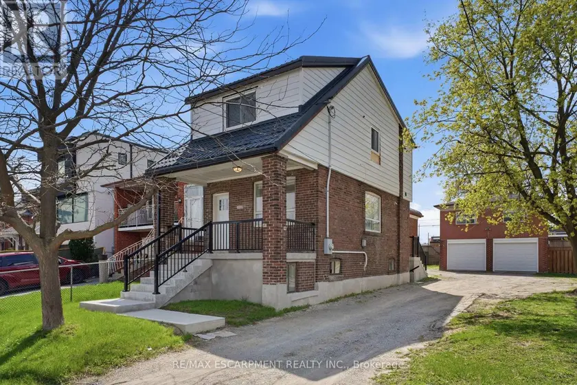 Detached at 1049 GLENCAIRN AVENUE, Toronto