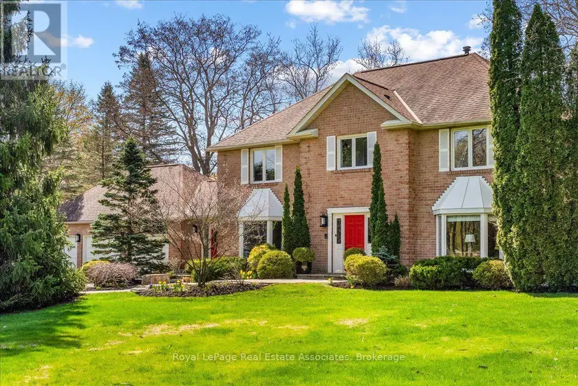 Detached at 4 WOLF CRESCENT, Caledon