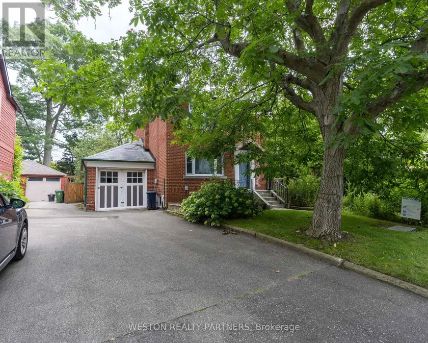 Detached at 11 THIRTY-SIXTH STREET, Toronto
