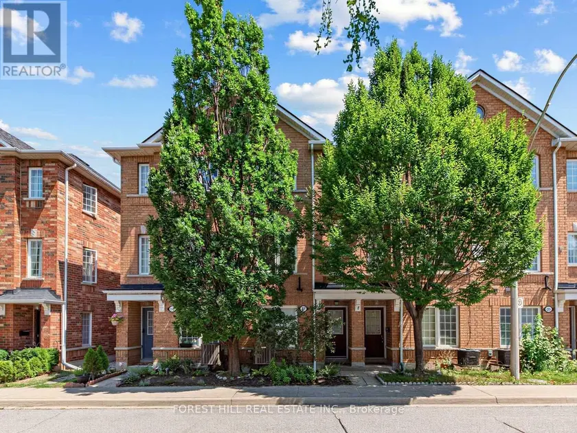Townhouse at 37 BIRDSTONE CRESCENT, Toronto