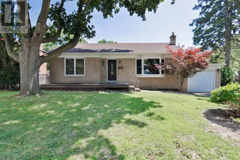 Detached at 1 PENHALE DRIVE, Toronto