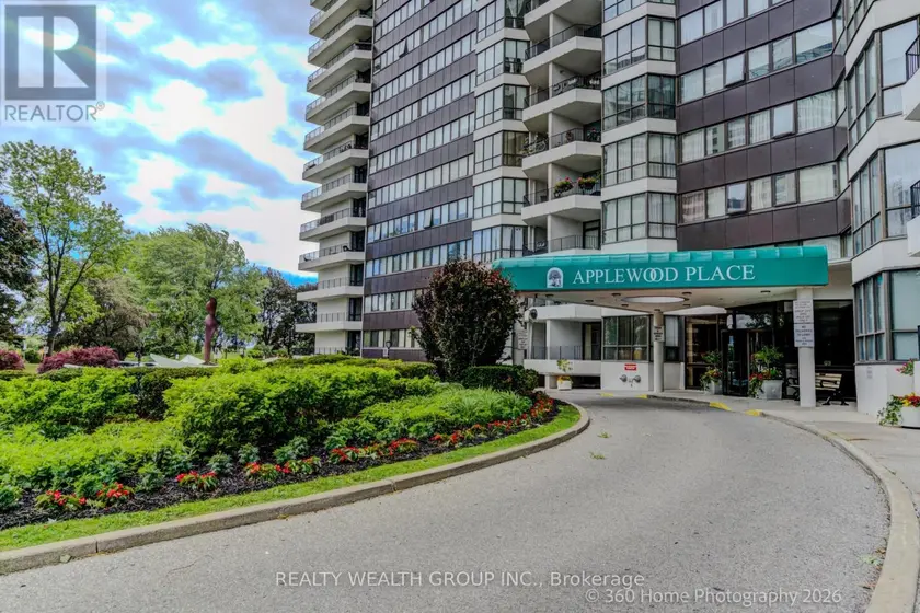 Apartment at 619 - 1333 BLOOR STREET, Mississauga