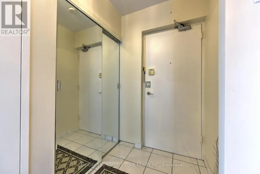 Apartment at 907 - 3025 QUEEN FREDERICA DRIVE E, Mississauga